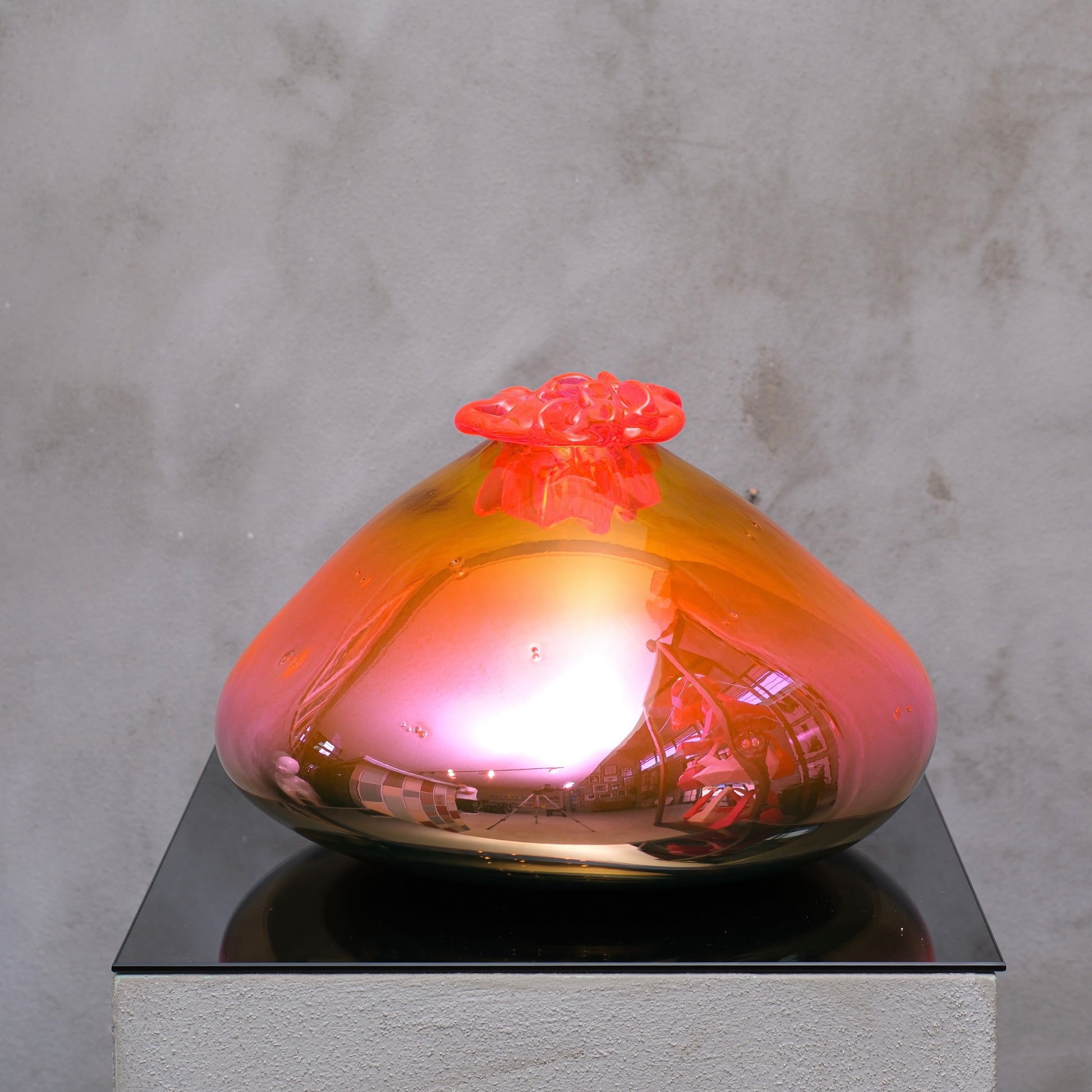 Ayşe Gül Süter - Spheres, 2025