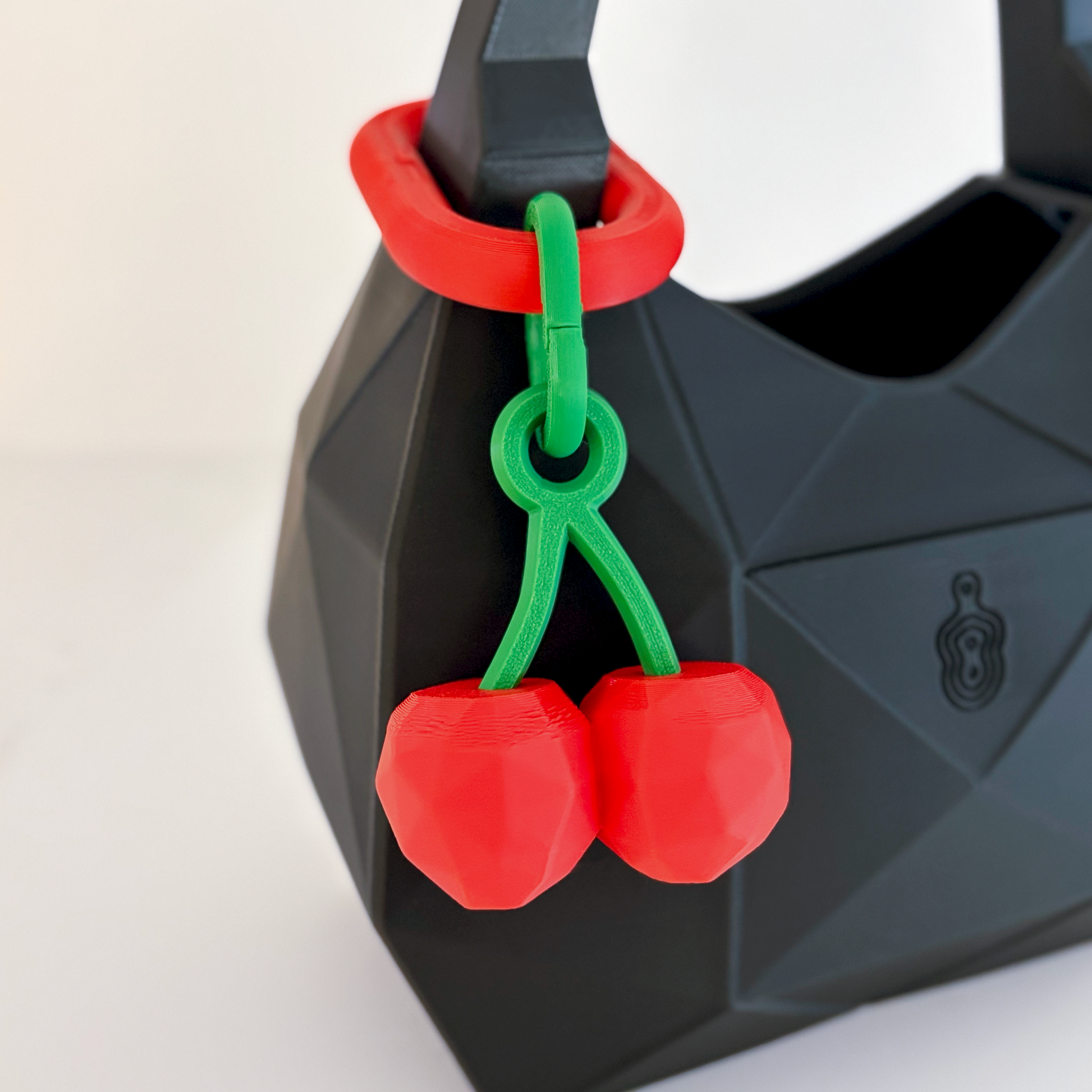 Cherries Charm - Formasupra